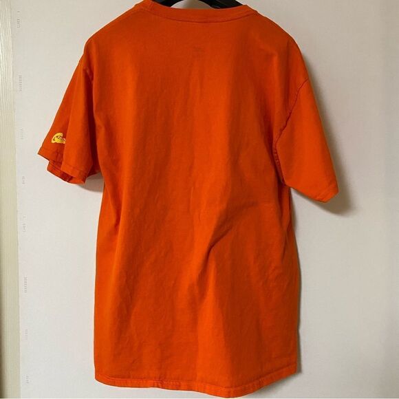 Graphitti Aquaman Symbol Men’s Orange Shirt - Picture 4 of 6